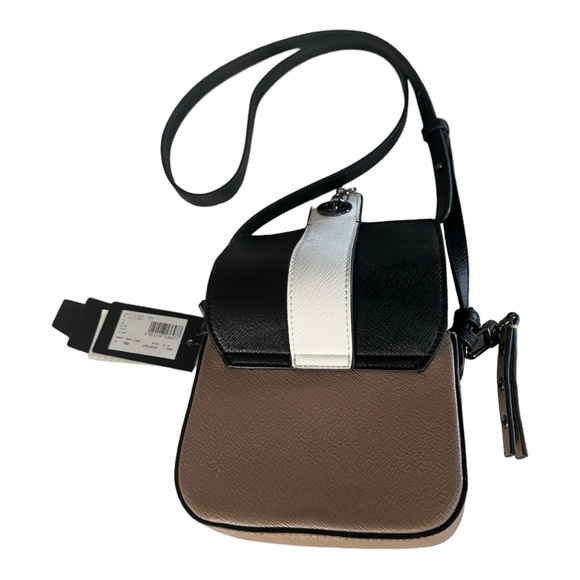 Armani Exchange Small Crossbody. - Picture 8 of 8